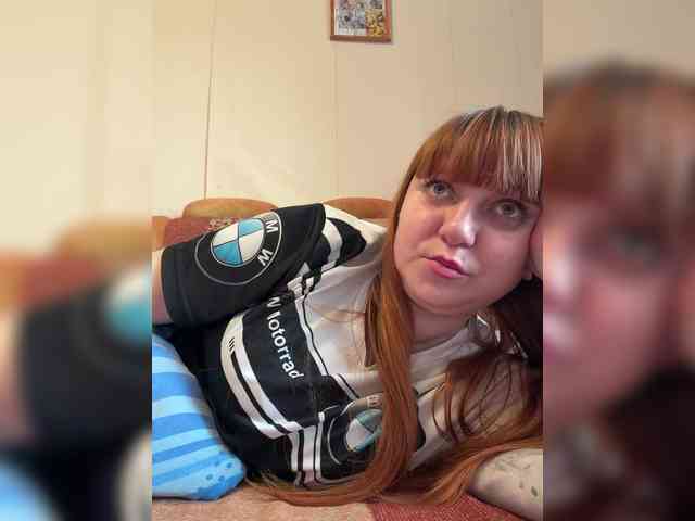 MilfaSguirt webcam