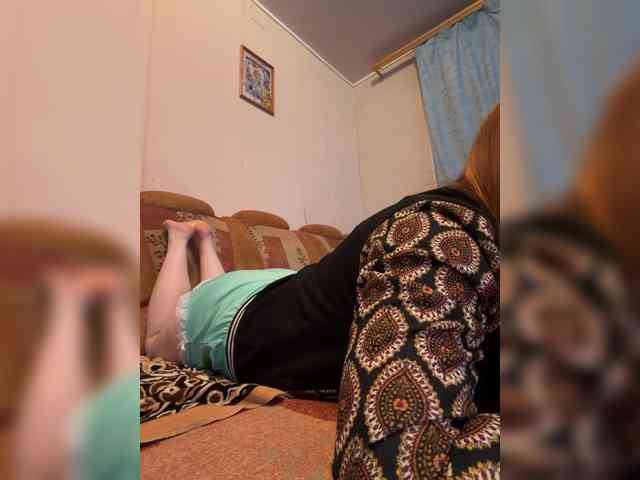 MilfaSguirt webcam