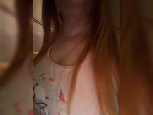 MilfaSguirt webcam
