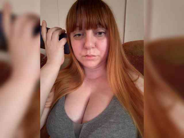 MilfaSguirt webcam