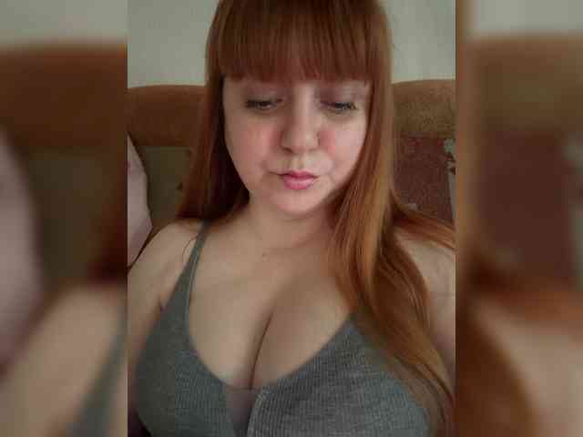 MilfaSguirt webcam
