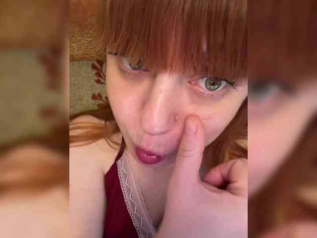 MilfaSguirt webcam