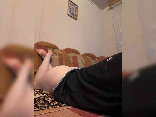 MilfaSguirt webcam