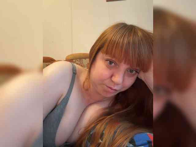 MilfaSguirt webcam
