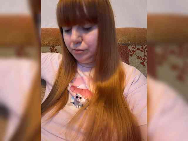 MilfaSguirt webcam