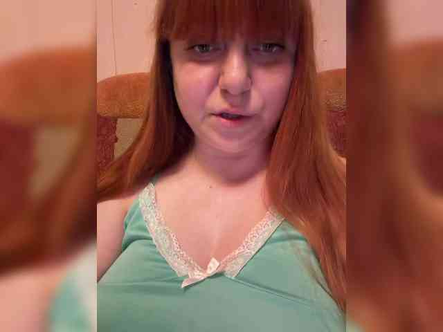 MilfaSguirt webcam