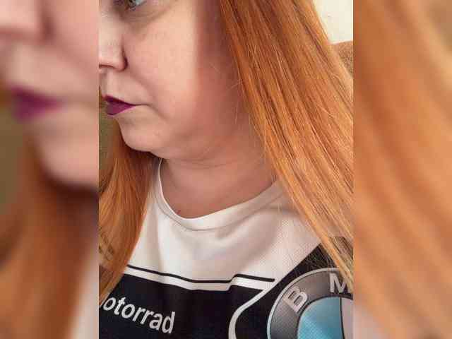 MilfaSguirt webcam