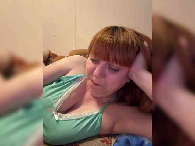 MilfaSguirt webcam