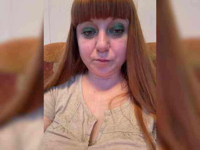 MilfaSguirt webcam