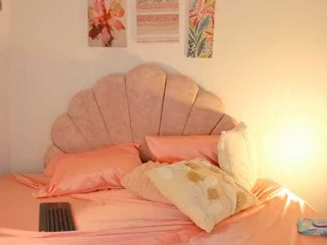 NicolSwift live cam on BongaCams