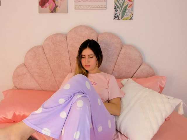 NicolSwift live cam on BongaCams