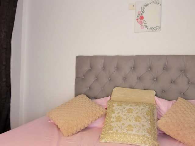 NicolSwift live cam on BongaCams