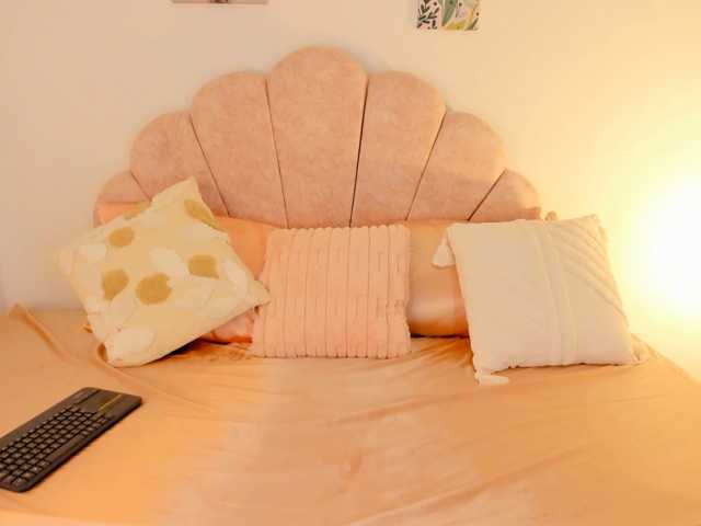 NicolSwift live cam on BongaCams