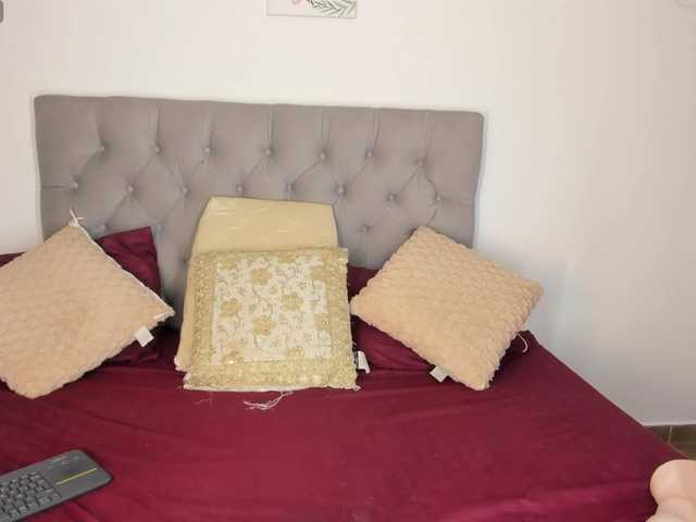 NicolSwift live cam on BongaCams