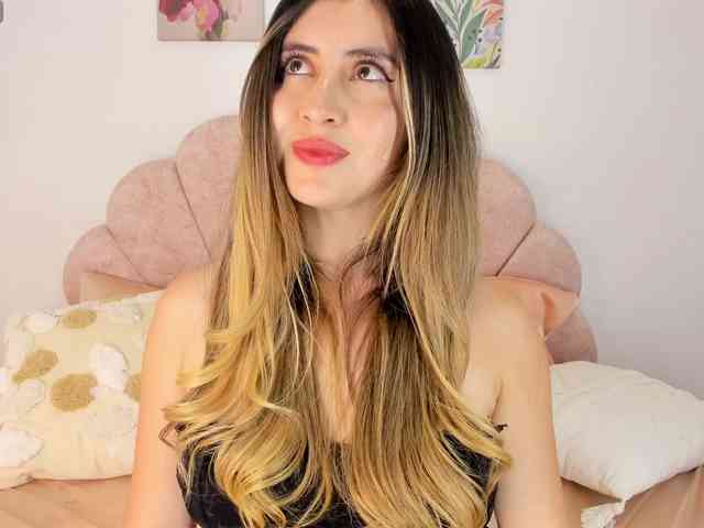 NicolSwift webcam