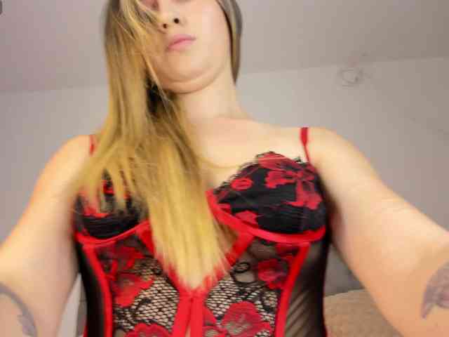 NicolSwift webcam