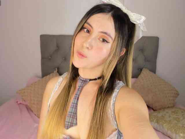 NicolSwift webcam
