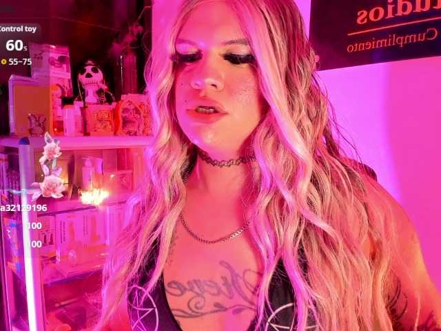mistresspervertt live cam