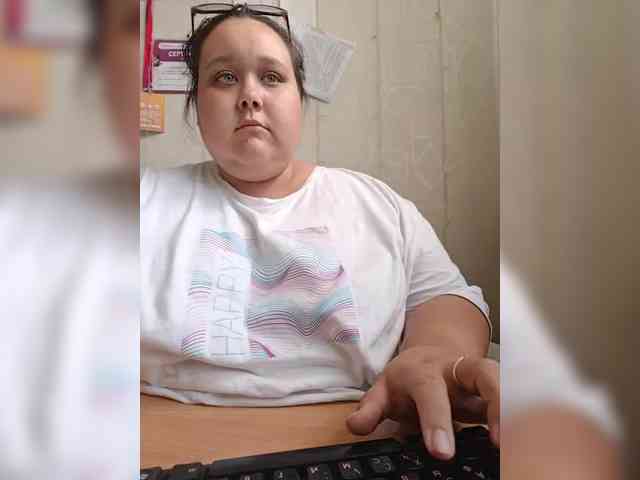 Pishka007 webcam