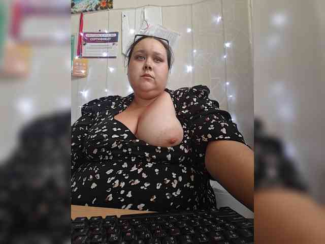 Pishka007 webcam