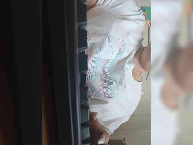 Pishka007 webcam