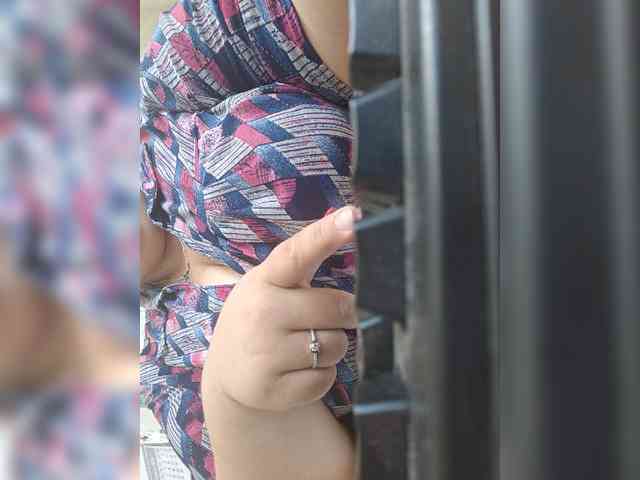 Pishka007 webcam