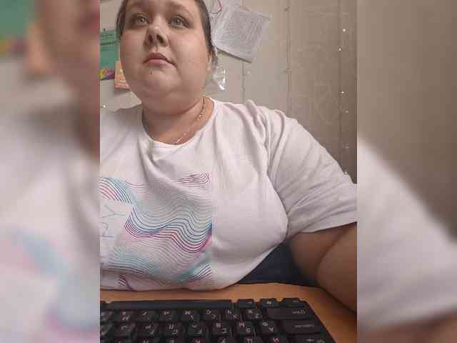 Pishka007 webcam