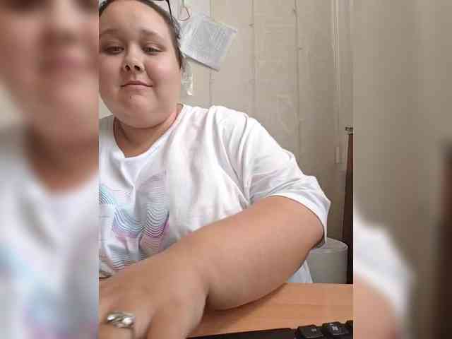 Pishka007 webcam