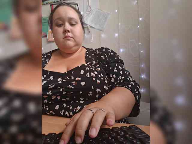 Pishka007 webcam