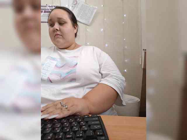 Pishka007 webcam