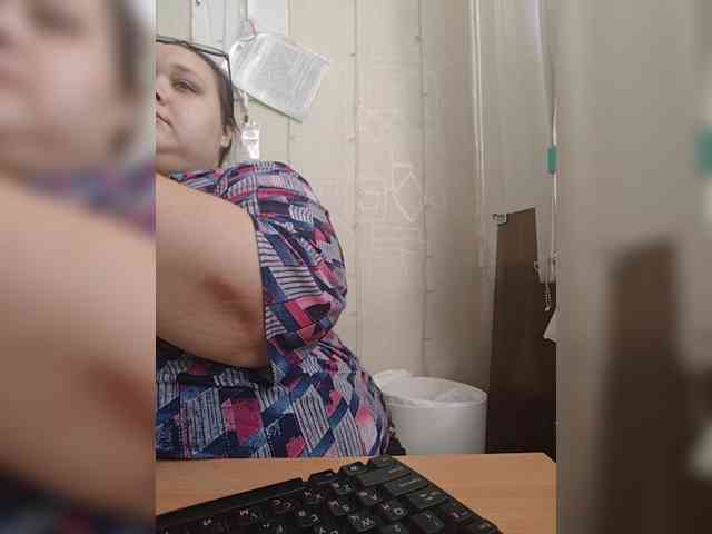 Pishka007 webcam