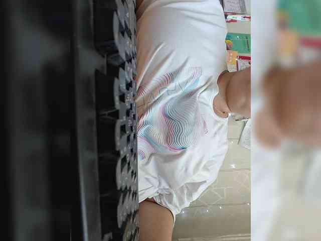 Pishka007 webcam