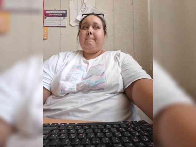Pishka007 webcam