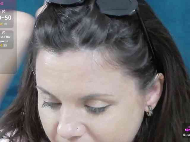 RoxieAnne webcam