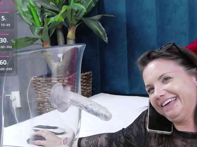 RoxieAnne webcam
