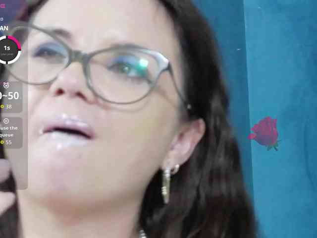 RoxieAnne webcam