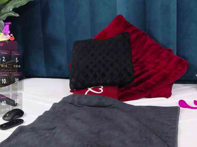 RoxieAnne webcam