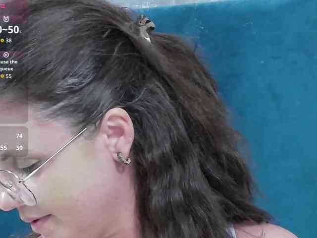 RoxieAnne webcam