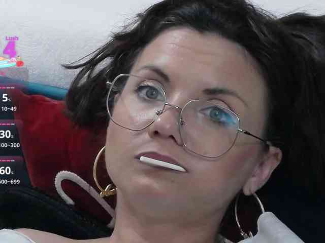RoxieAnne webcam