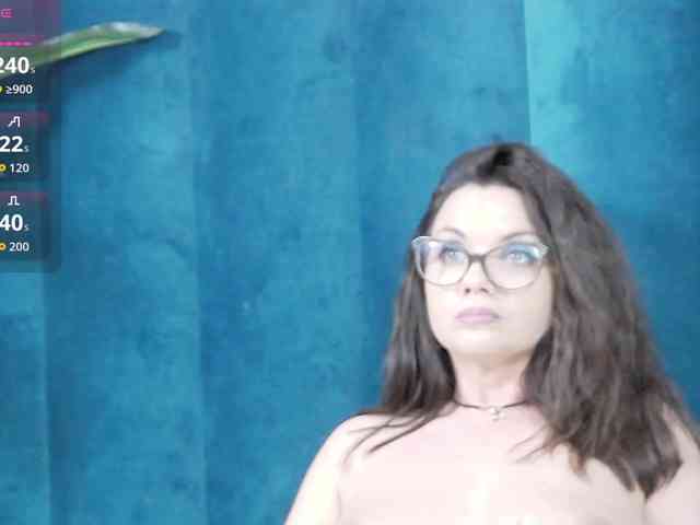 RoxieAnne webcam