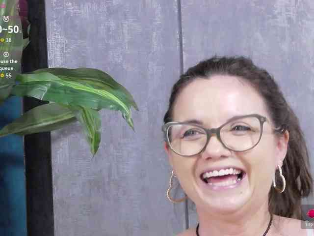RoxieAnne webcam