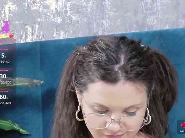 RoxieAnne webcam