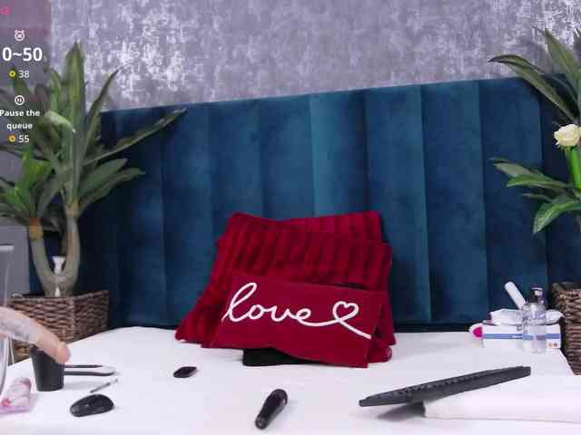 RoxieAnne webcam