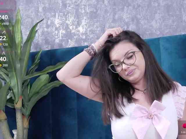 RoxieAnne webcam