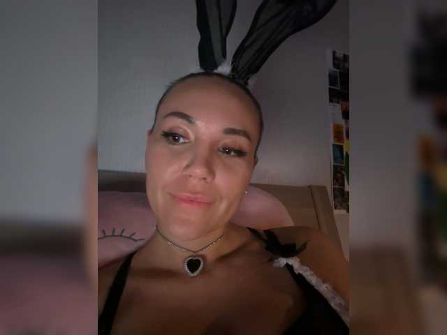 MILLEDIUM live cam on BongaCams