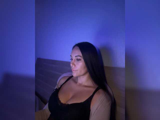 MILLEDIUM live cam on BongaCams