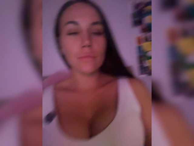MILLEDIUM live cam on BongaCams