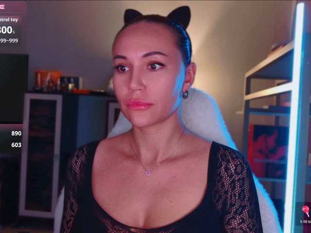 MAYAMI77 live cam on BongaCams