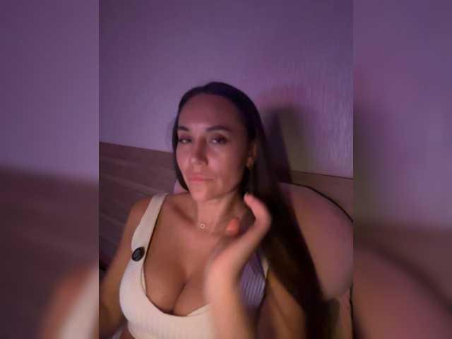 MILLEDIUM live cam on BongaCams