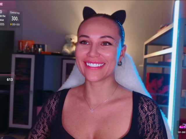 MAYAMI77 live cam on BongaCams